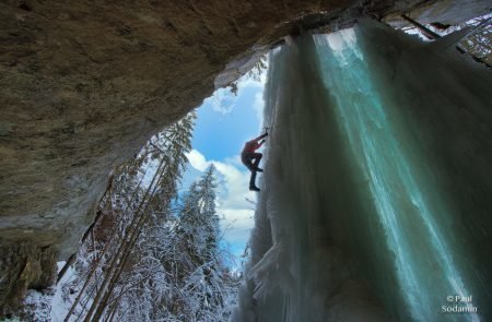 2021-01-27_Eisklettern AliceBreitenauWunderland (16 von 23)