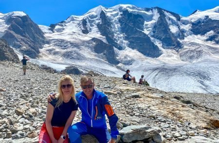 2022-08-13 Pers Gletscher mit Svetlana Handy (35 von 36) Kopie