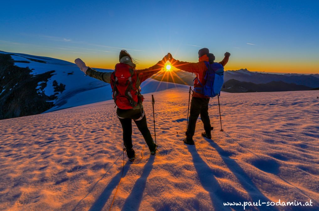 Großvenediger, 3666 m bei Sonnenaufgang unterwegs