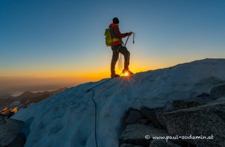 am gipfel des grossvenediger bei sonnenaufgang 10