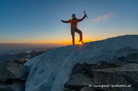am gipfel des grossvenediger bei sonnenaufgang 7