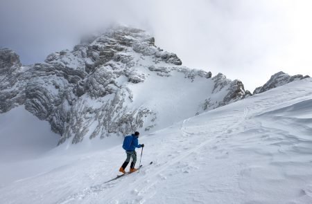 Dachstein Überschreitung n.Gosau mit Ski 5