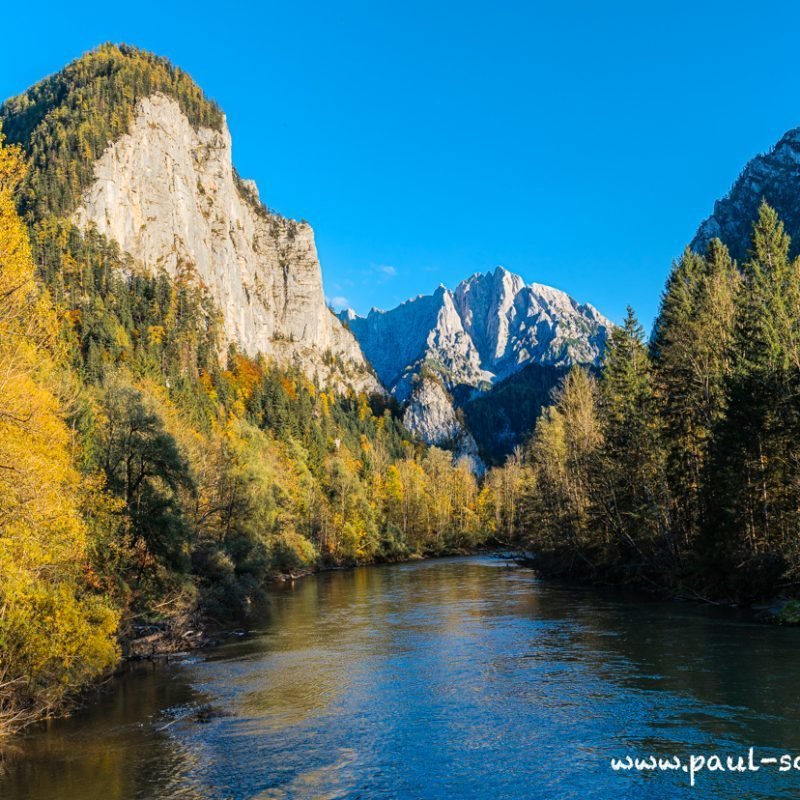 Der goldene Herbst im Gesäuse