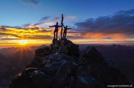 Ein ganz großes Kino -Sonnenaufgang am Großglockner © Sodamin 9