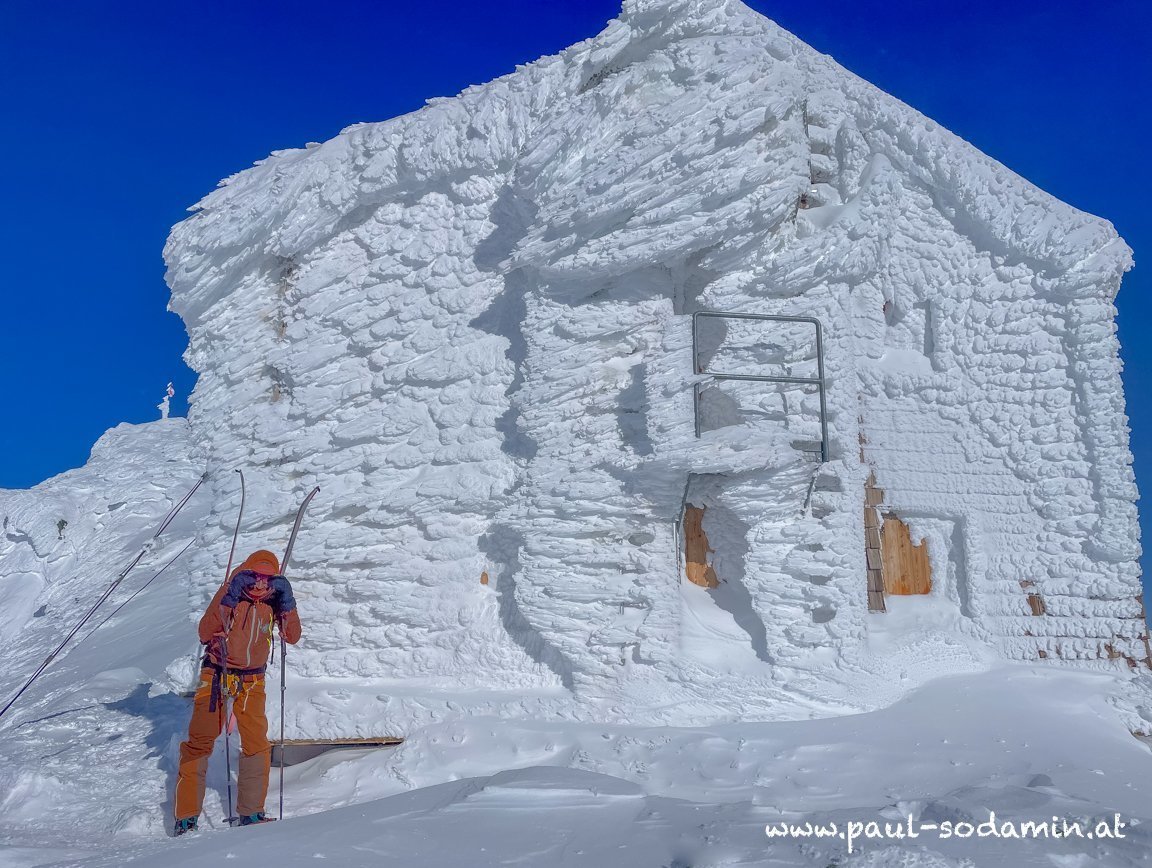Die Adelsruhe 3454m, höchstgelegene Hütte Österreichs im Eispalast