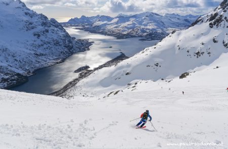 Geitgaljetind 1084m, Lofoten, Norway 12