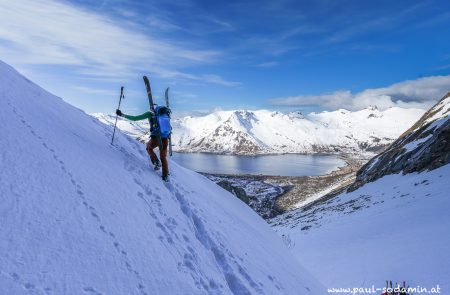 Geitgaljetind 1084m, Lofoten, Norway 2