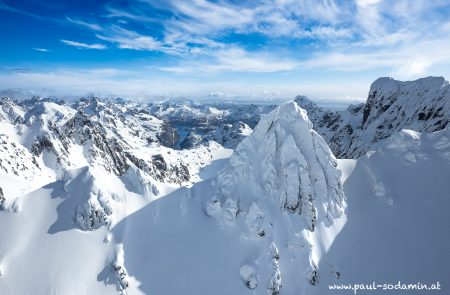 Geitgaljetind 1084m, Lofoten, Norway 4