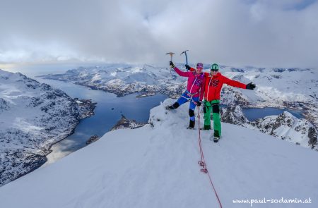 Geitgaljetind 1084m, Lofoten, Norway 8