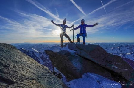 Gr.Glockner 3798 m bei Sonnenaufgang 11