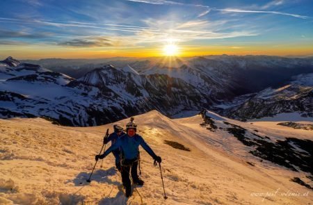 Gr.Glockner 3798 m bei Sonnenaufgang 9