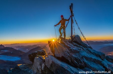 grossglockner am gipfel bei sonnenaufgang photo by sodamin paul 47