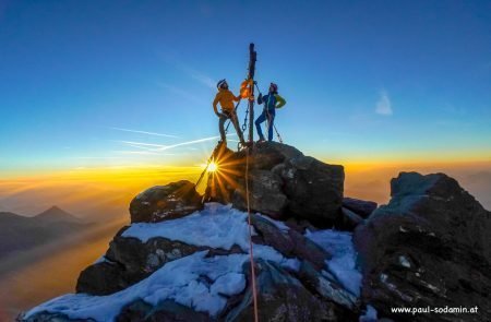 Großglockner bei Sonnenaufgang am Gipfel ©Sodamin Paul 8