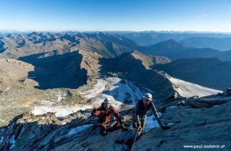 Großglockner bei Sonnenuntergang am Gipfel 3