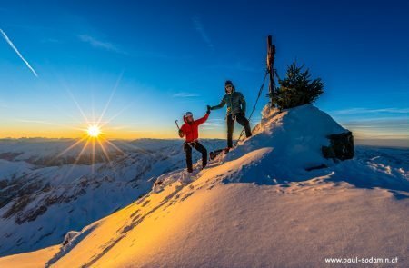 Großglockner mit dem Weihnachtsbaum und Friedenslicht © Sodamin Paul 10