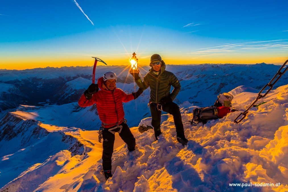 Christbaum schmückt den Großglockner