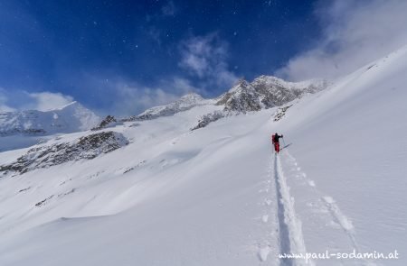 Skitouren rund um die Essener-Rostocker Hütte mit Pulver Paul 15