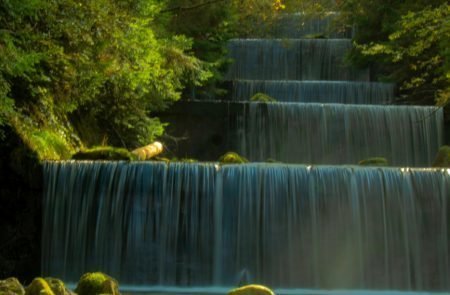 Wasser, die Kraft der Natur hat eine magische Wirkung.©Sodamin .11