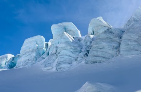 Wildspitze mit Ski